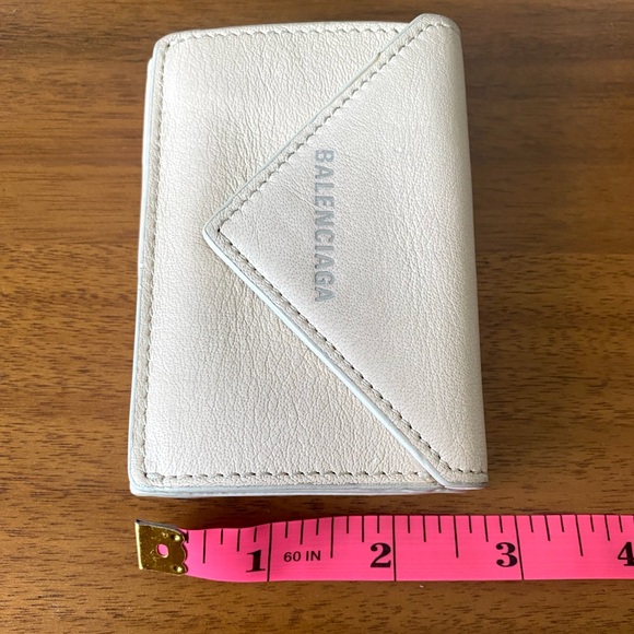Balenciaga Papier Calfskin Leather Mini Wallet in Bone Cream Beige Tapioca - Picture 15 of 16